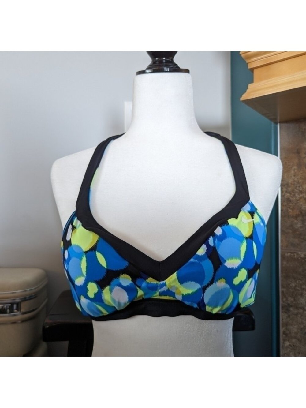 Nike bikini top swim top reversible black or blue geometric print woman's Sz M